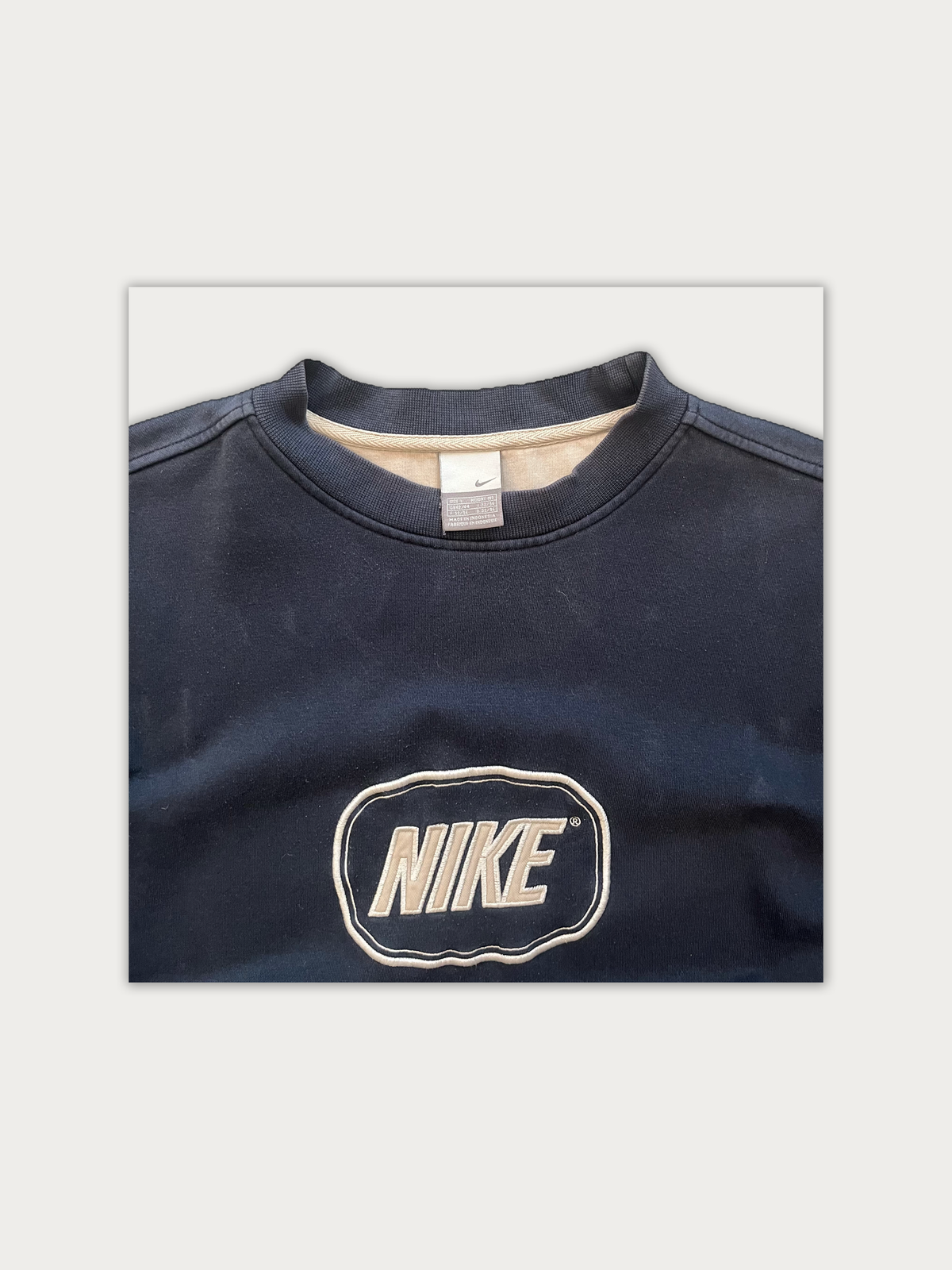 Y2K Nike Crewneck