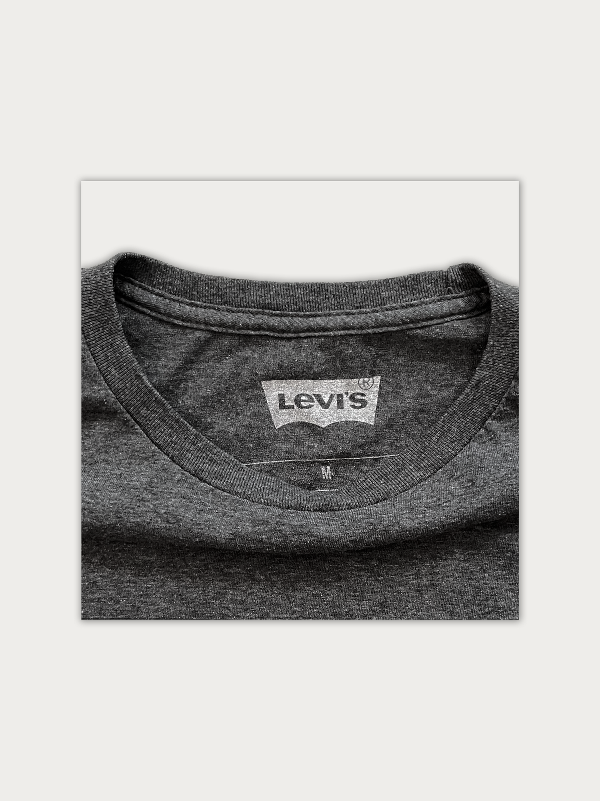 Levis Tee