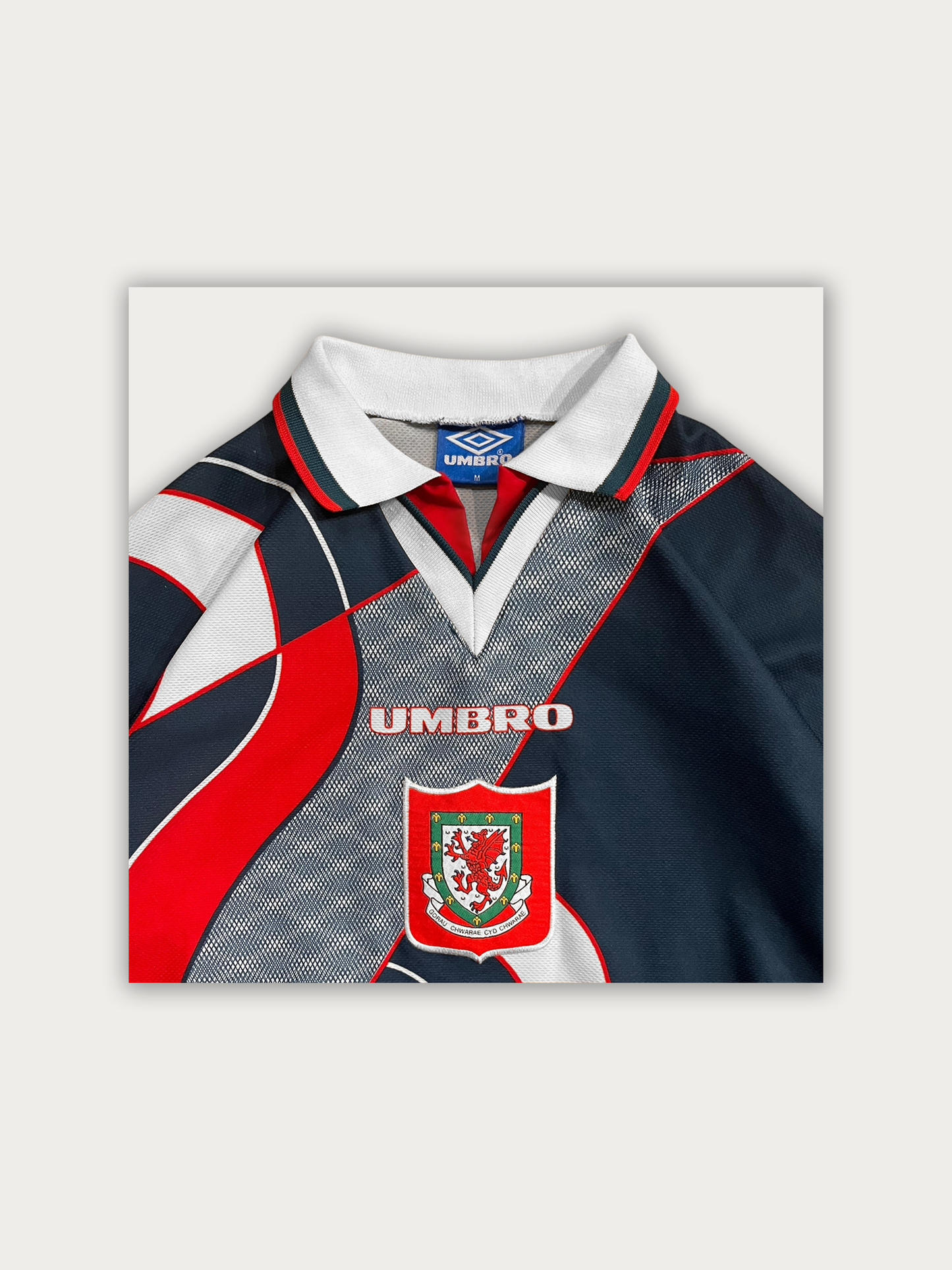 Vtg 1995/96 Wales Umbro Away