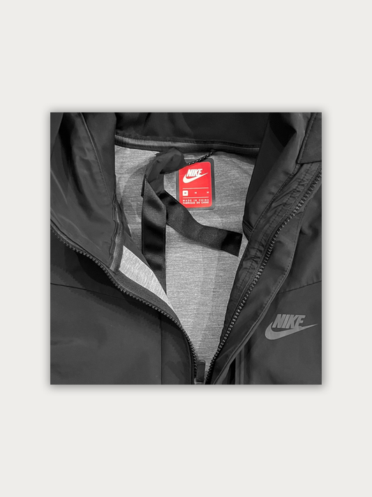 Nike Storm-FIT ADV Shell Parka