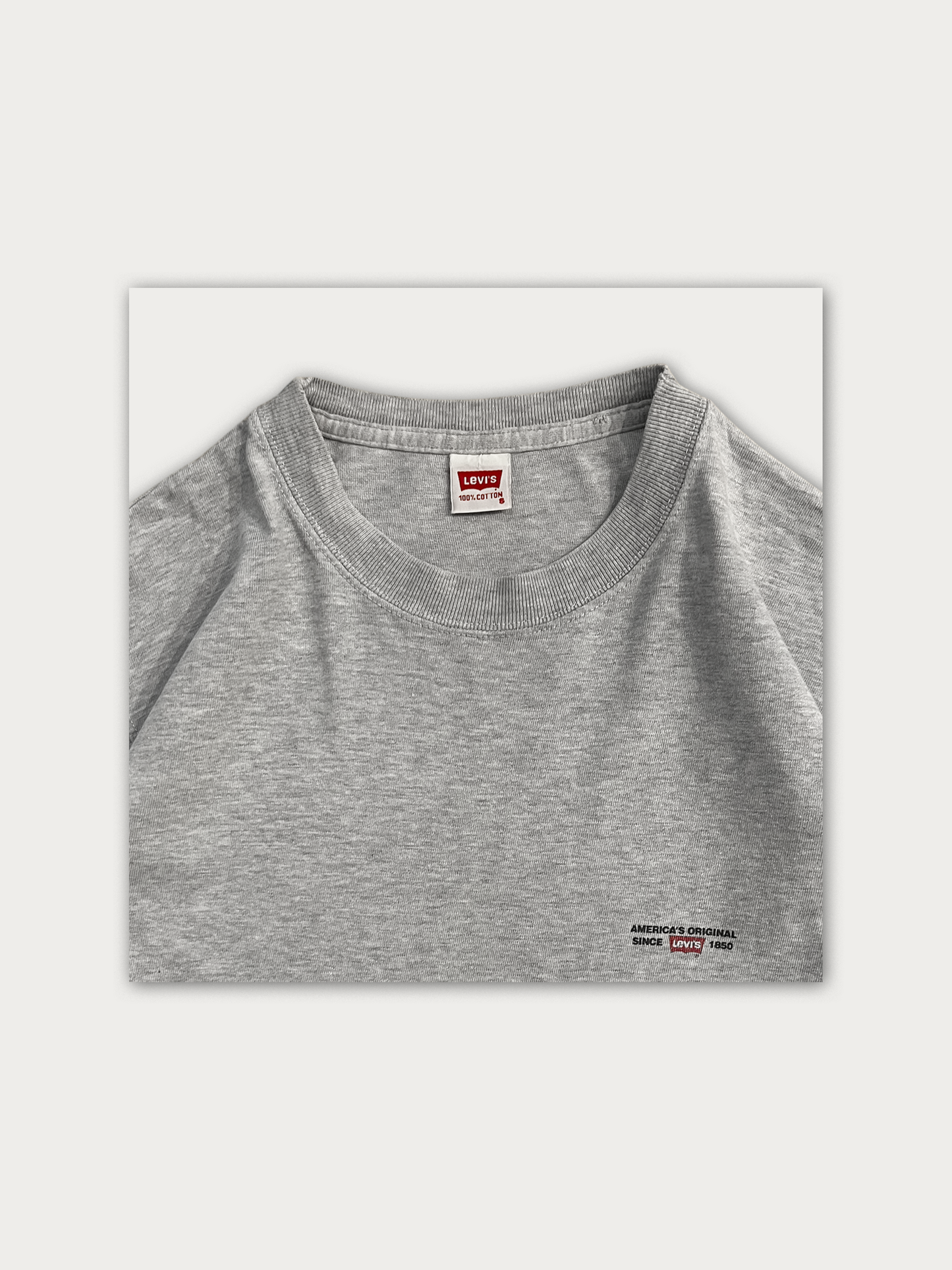 Levis Tee