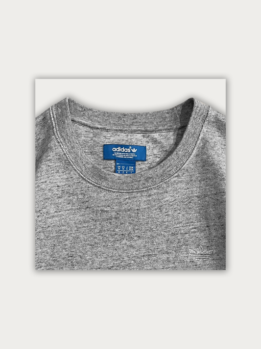 Adidas Sweatshirt with pockets