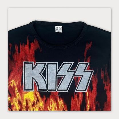 Kiss Tee