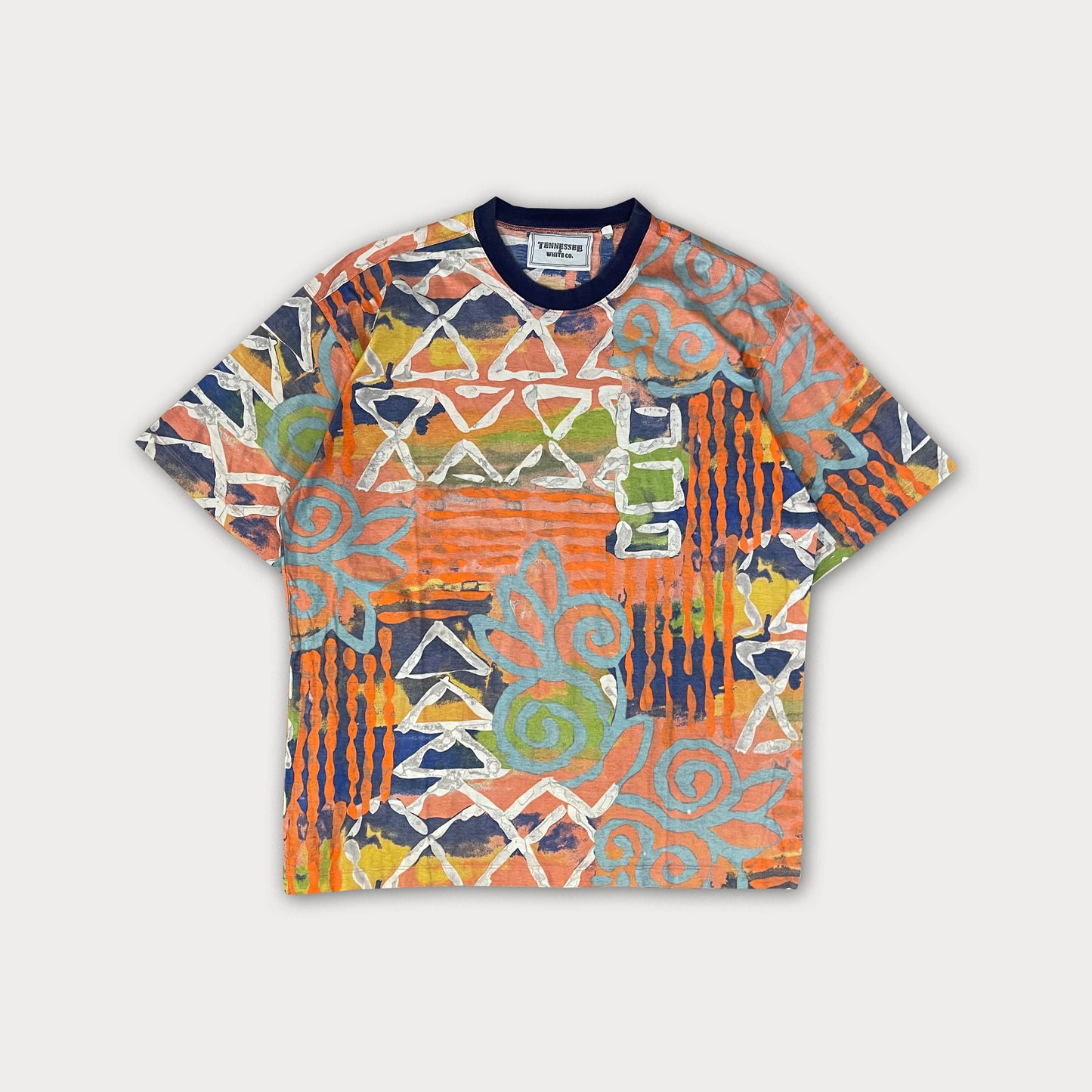 Colors graphic Tee