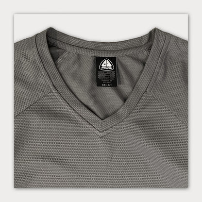 Y2K Nike ACG Hiking Shirt