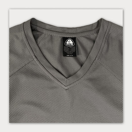 Y2K Nike ACG Hiking Shirt