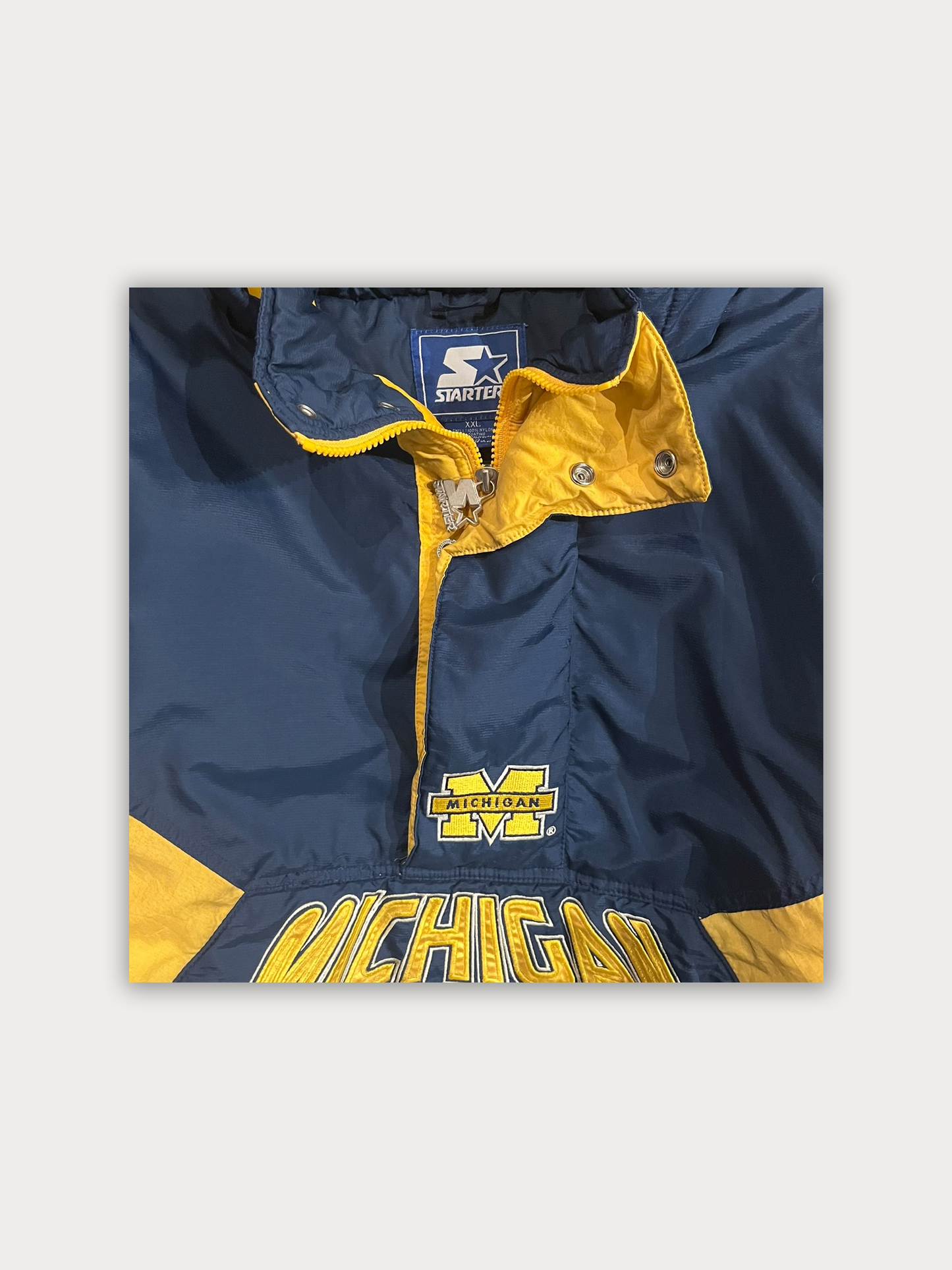 Vintage 90s Starter Michigan Wolverines (Small hole)