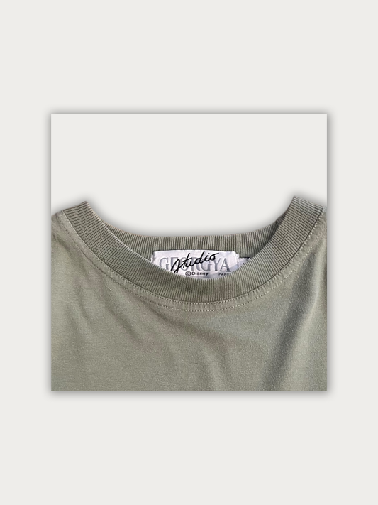 Vintage 90s Embroidered Disney tee