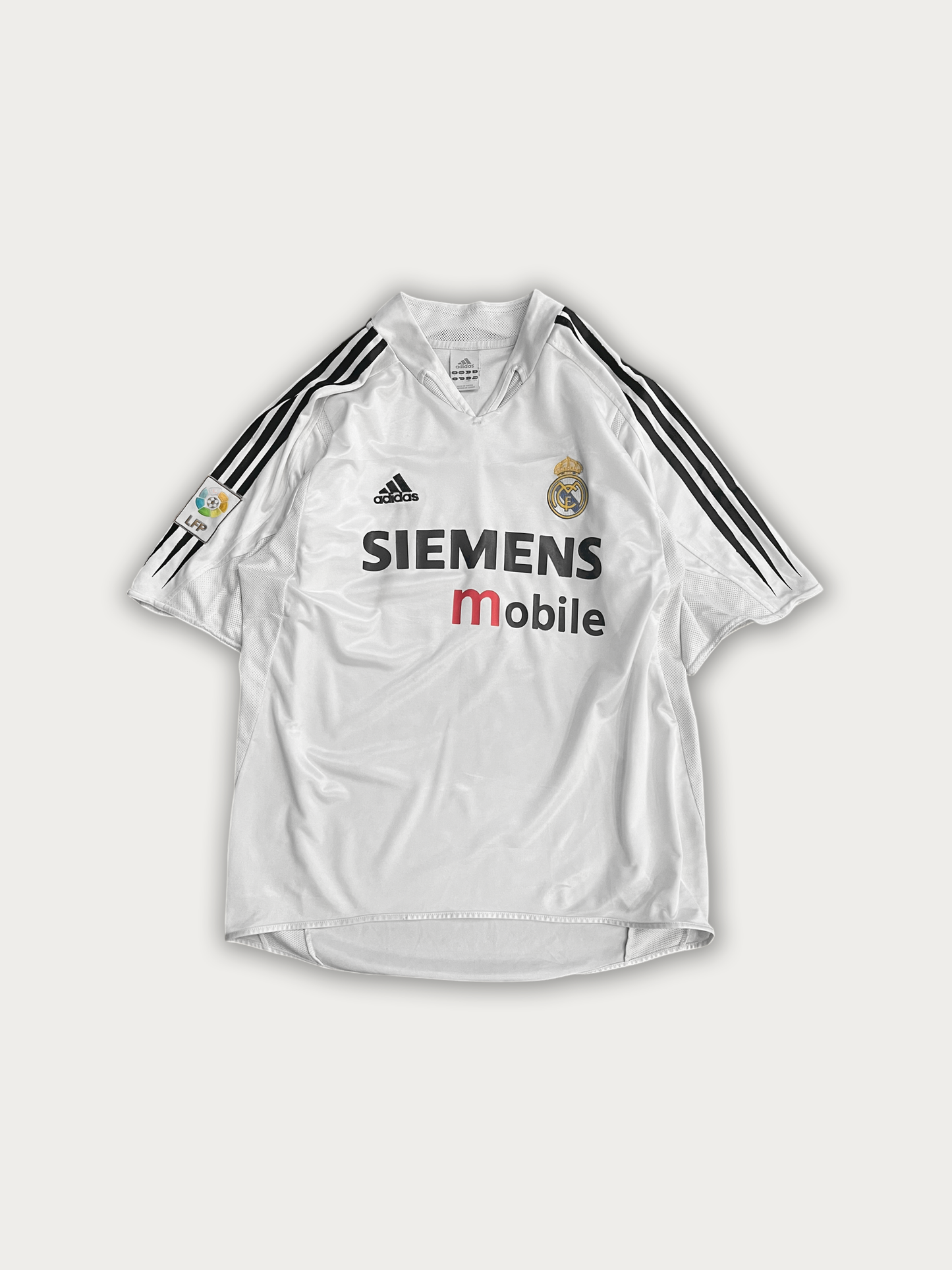 2003-04 Real Madrid Home Shirt Beckham #23