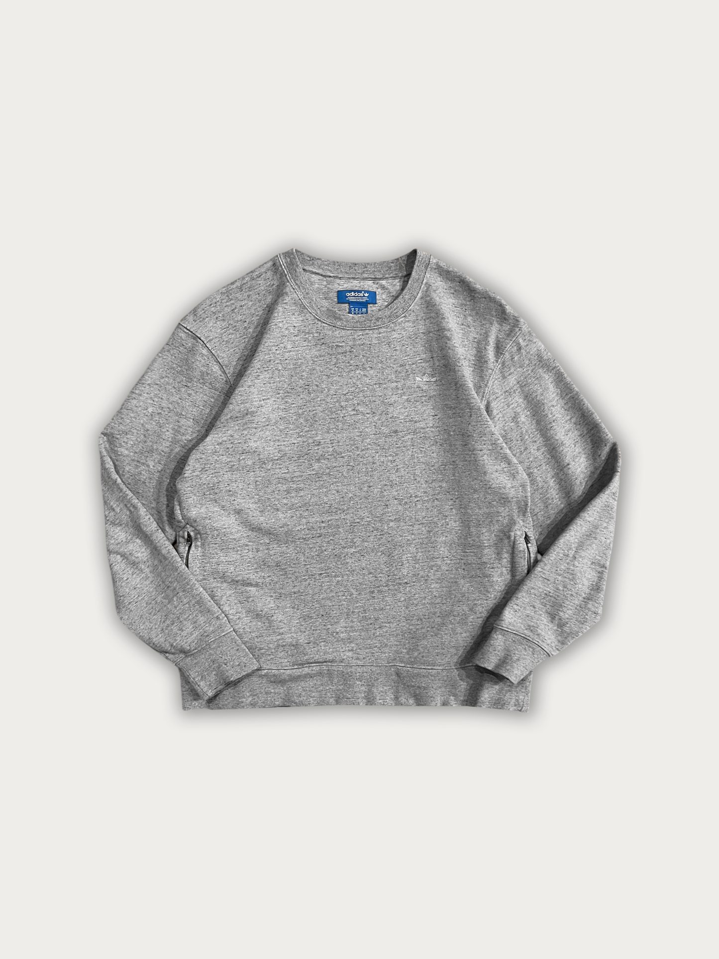 Adidas Sweatshirt with pockets