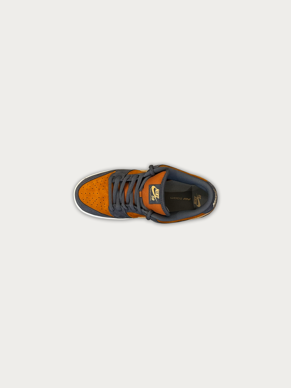 Nike SB Dunk Low "Light Carbon/Monarch"