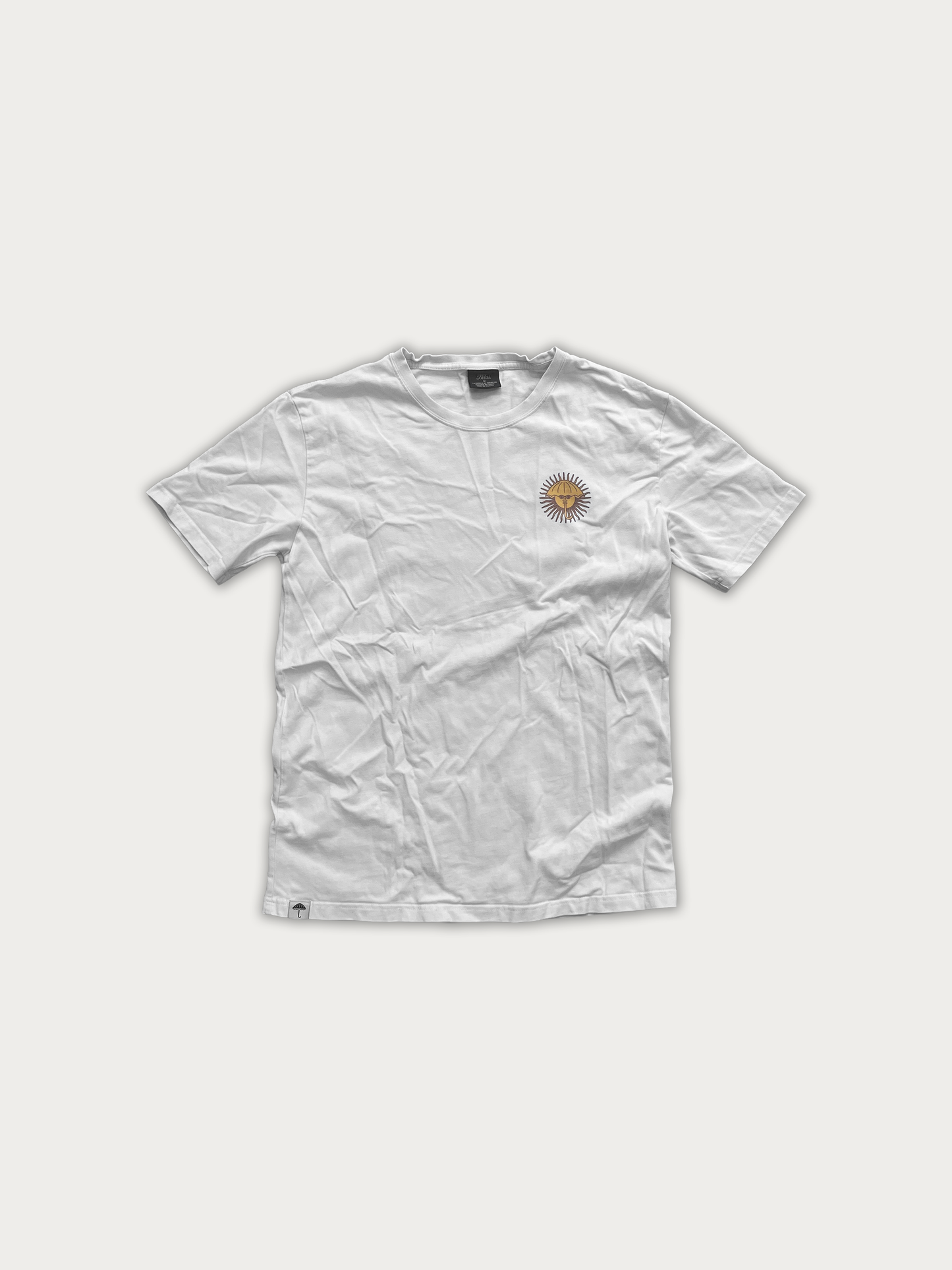 Helas Caps Parasol De Mayo Tee