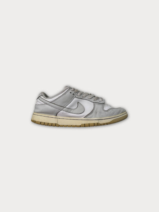 Nike Dunk Low (Beaten Up)
