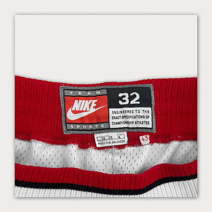 VIntage OG 2000/01 Nike Chicago Shorts - Player ISSUED (!) - Chris Carr
