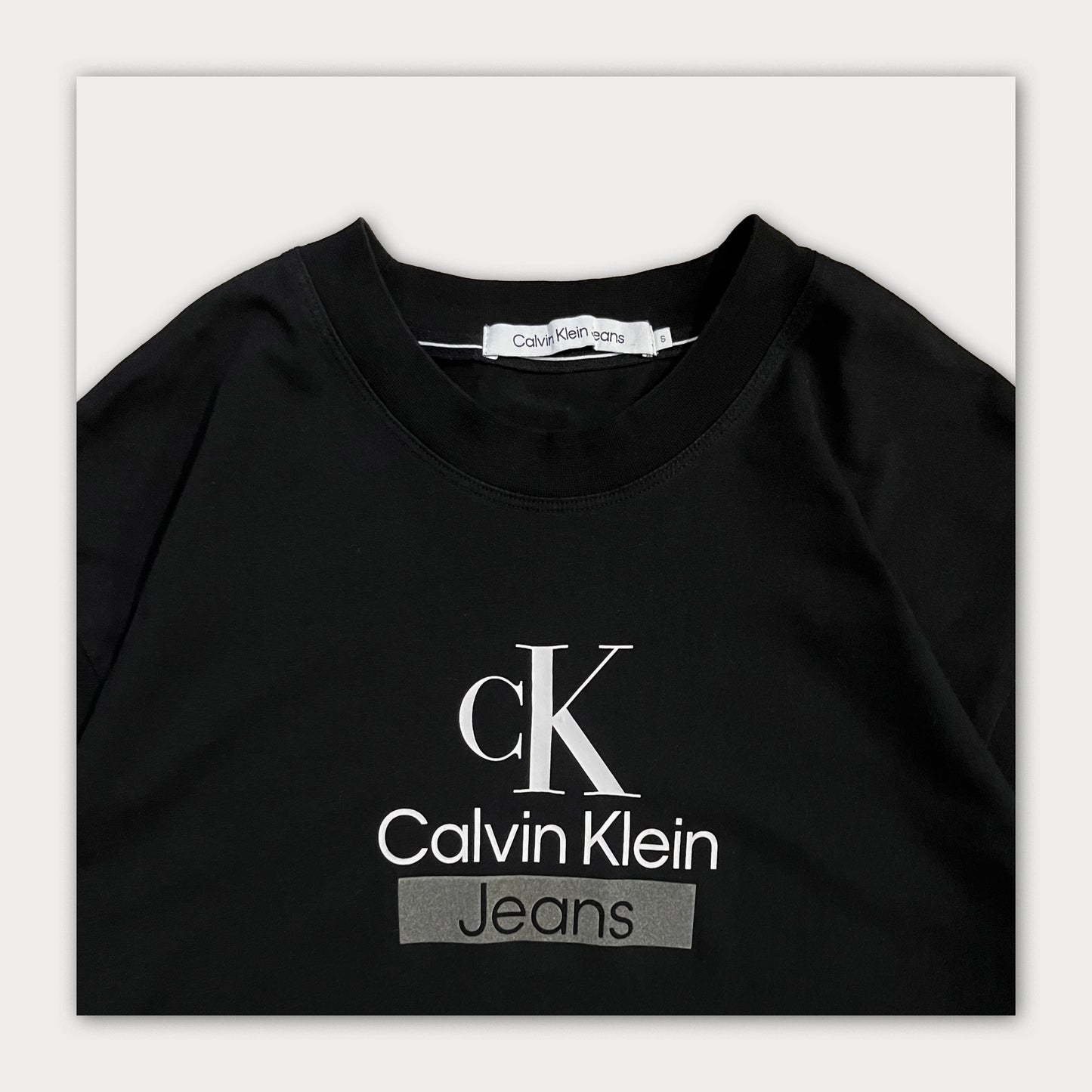 Calvin Klein Tee