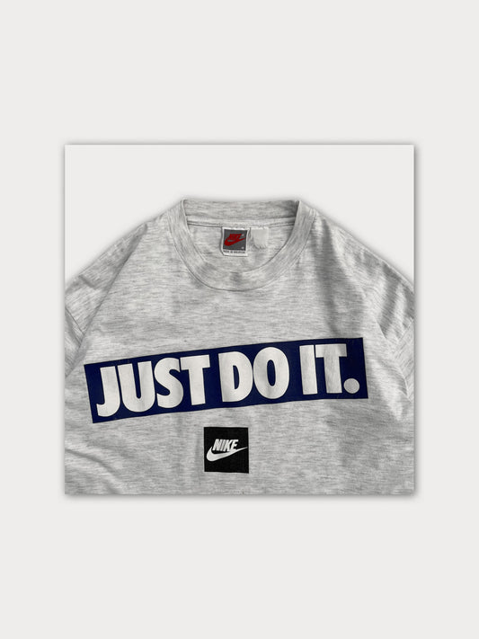 90s Nike Tee
