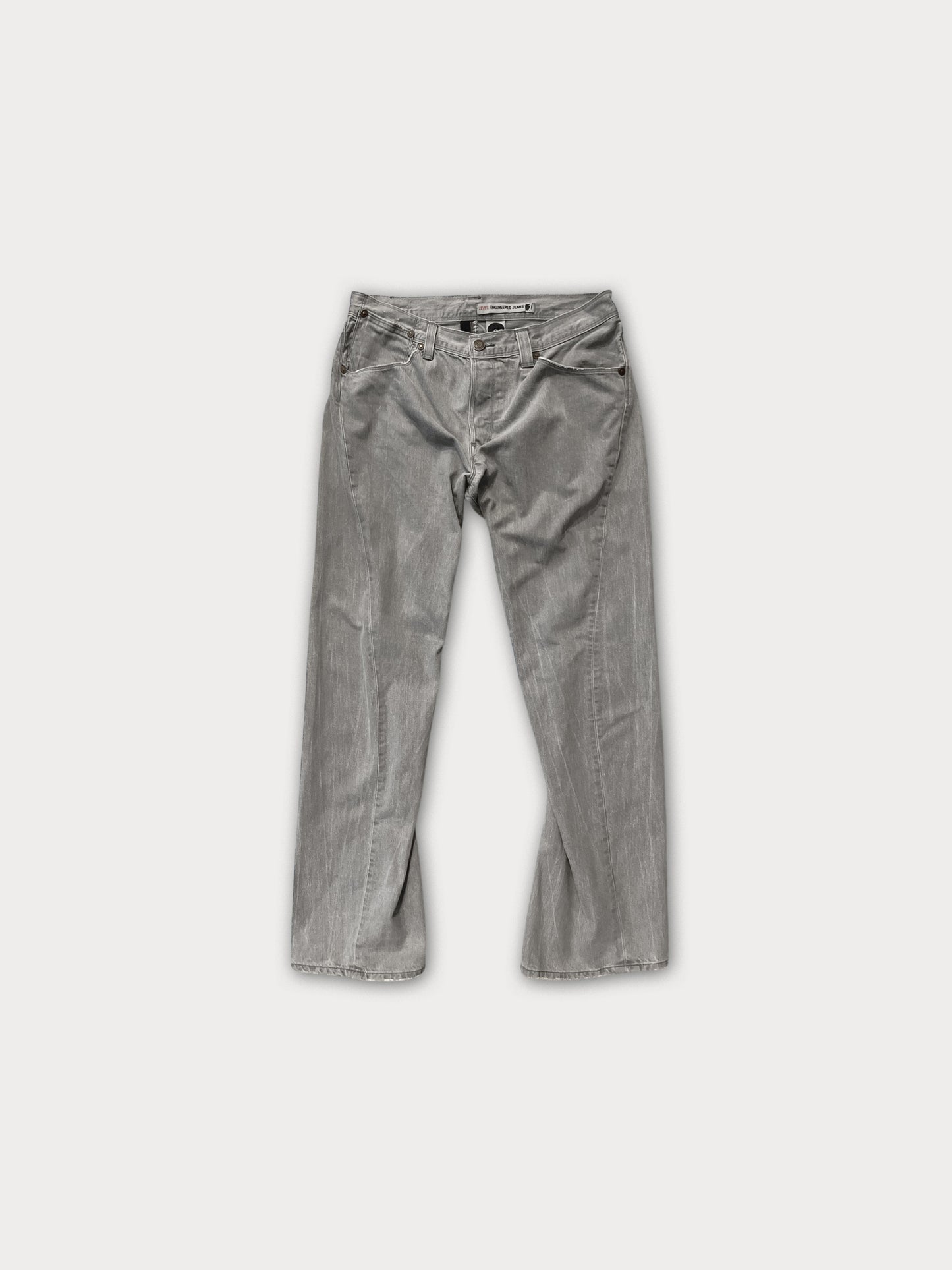 Levis Enginereed Jeans