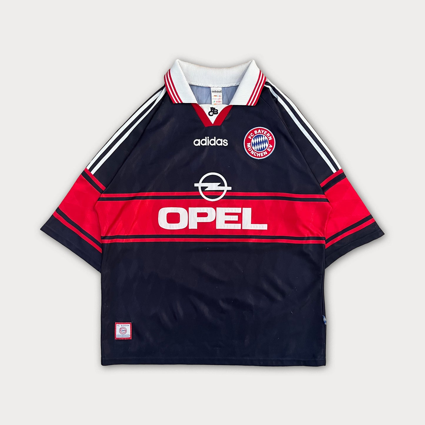 1997-98 Bayern Munich - Home jersey